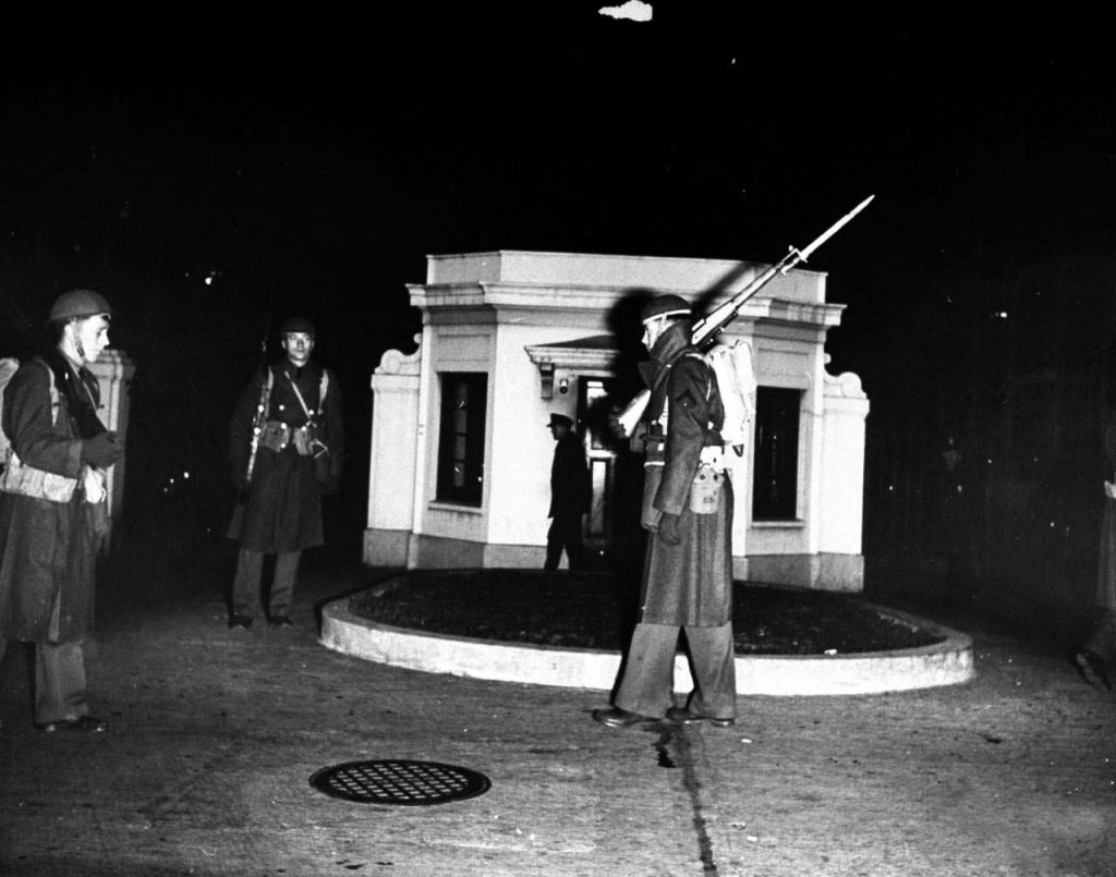 Trân Châu Cảng 1941_12_7 (20)_13.jpg