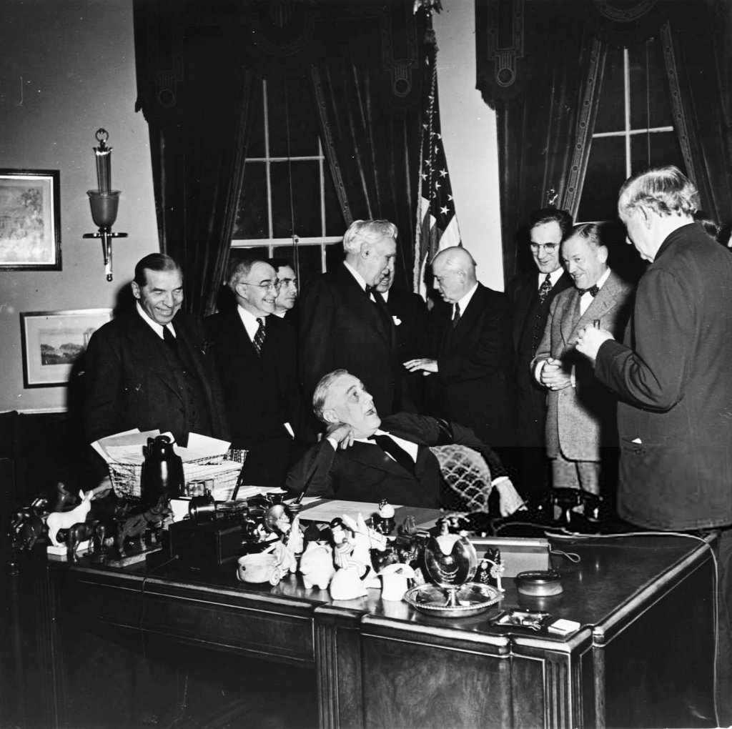 Mỹ 1941_12_8 (13).jpg