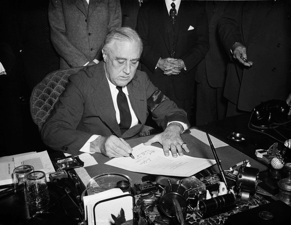 Mỹ 1941_12_8 (21).jpg