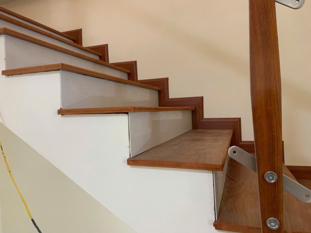 cầu thang gỗ cn (29).jpg