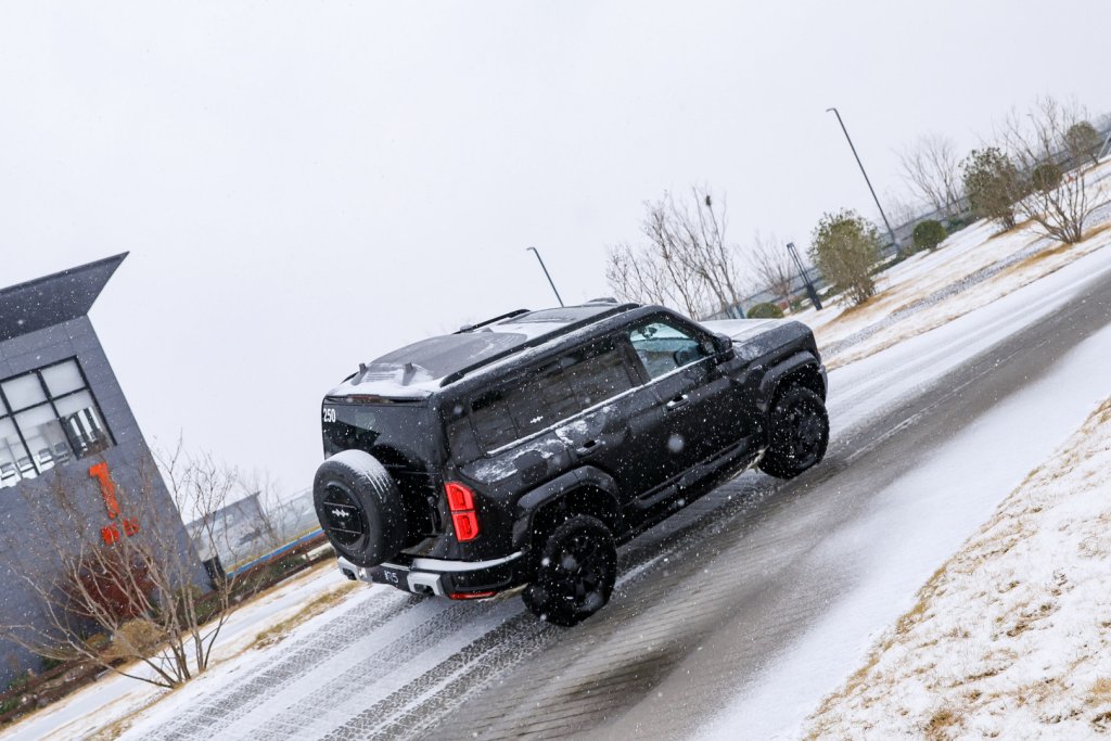 byd7 1U2A5712-opq4202085024.jpg