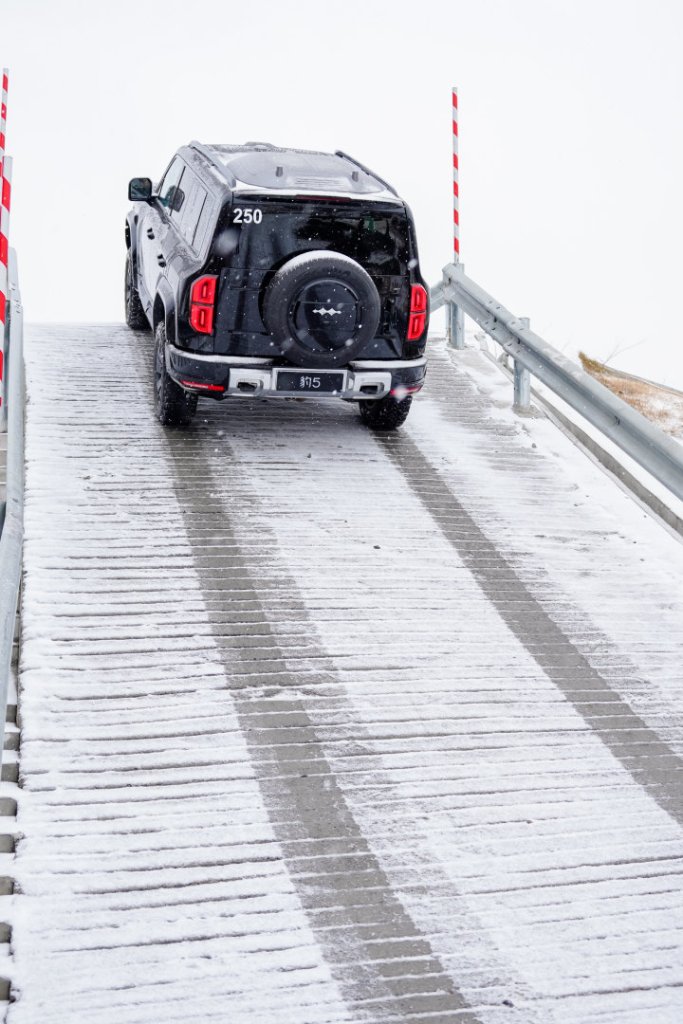 byd32 LZ_01507-opq4201655392.jpg