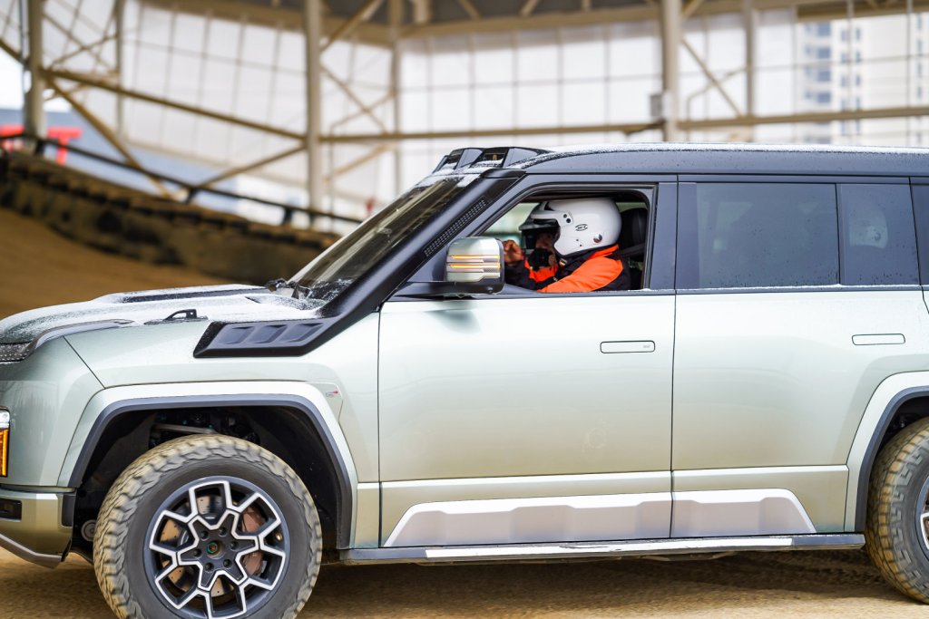 byda12 A7401461-opq4201175447.jpg