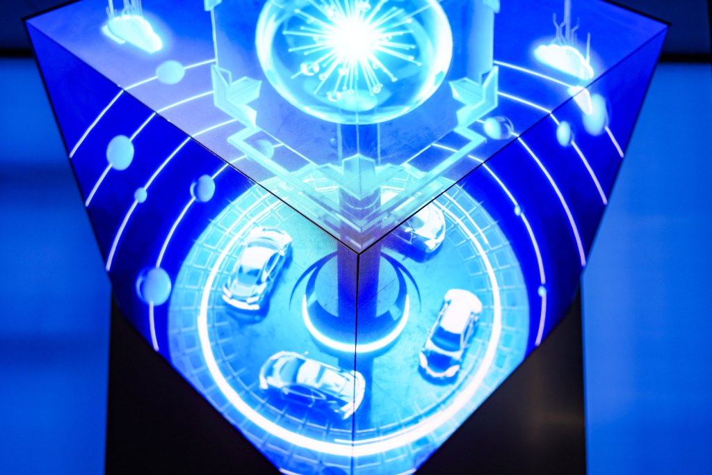 bydc2 A7402352-opq4205721036.jpg