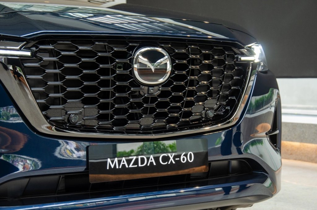 Mazda_CX_60_znews_35.jpg