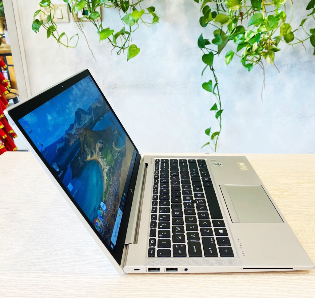 HP Elitebook 840 G8.jpg