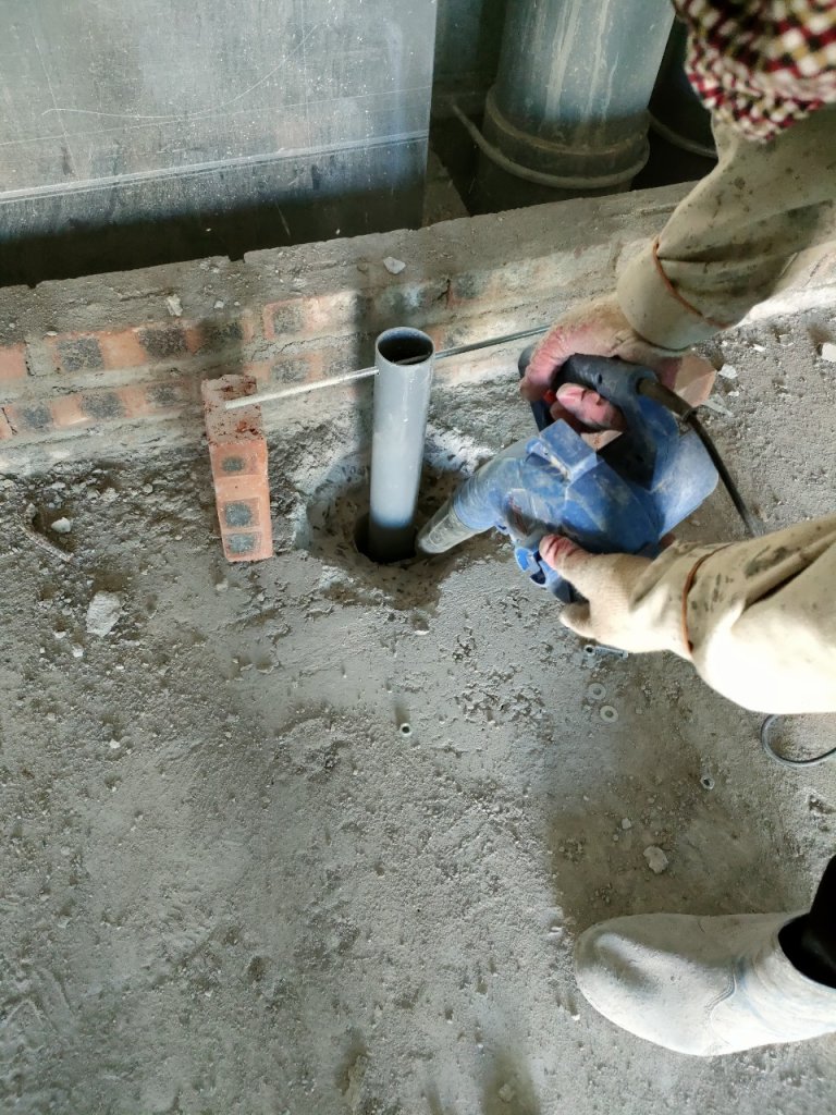 z2695380858037_da4d7a2c73ccaba0f5bd0b453d4bddd6.jpg