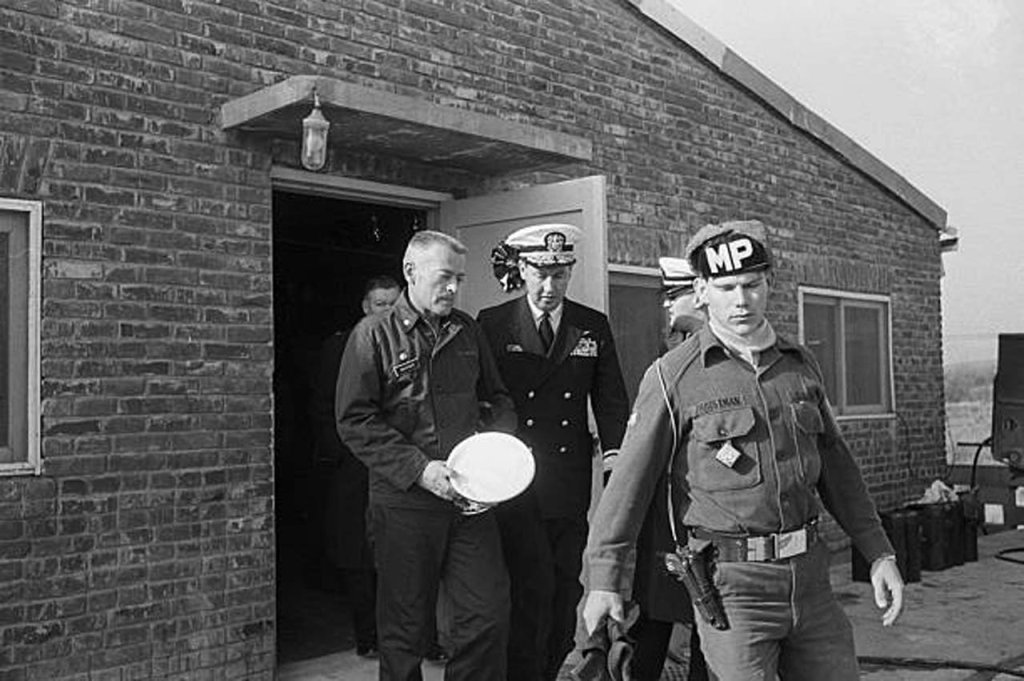 USS Pueblo 1968_12_23 (17).jpg