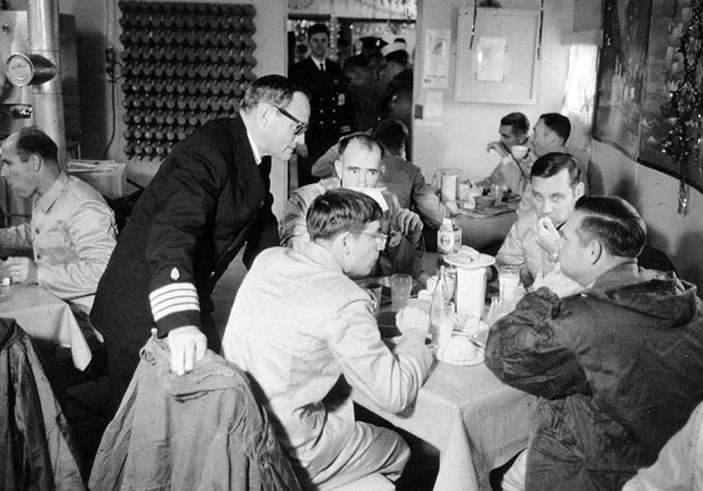 USS Pueblo 1968_12_23 (24).jpeg