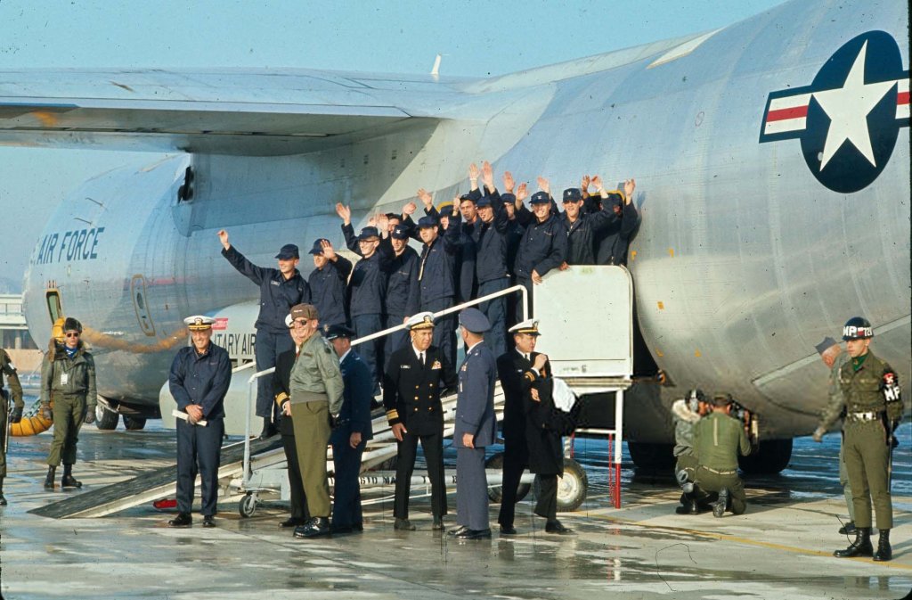 USS Pueblo 1968_12_24 (2).jpg
