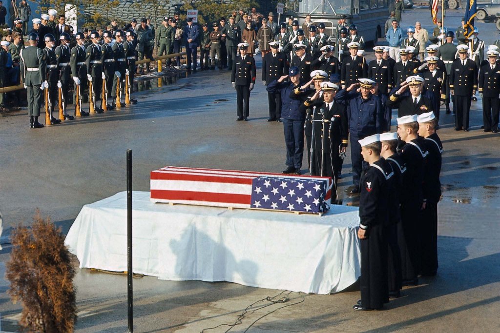 USS Pueblo 1968_12_24 (7).jpg