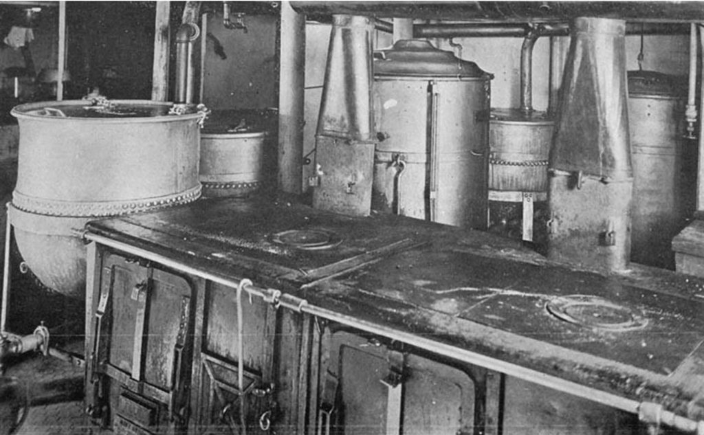 USS Pueblo 1967 (8).jpeg