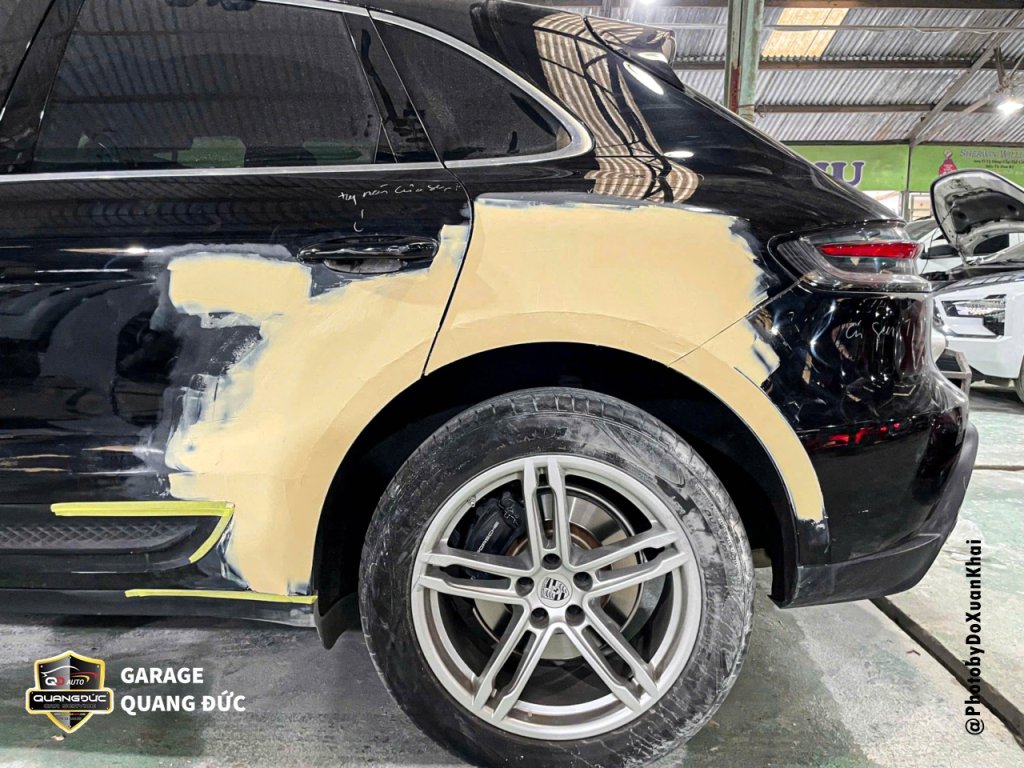 PORSCHE MACAN - MÓP HÔNG, CỬA SAU LÁI quangducauto khaiphuchoi (13).jpg