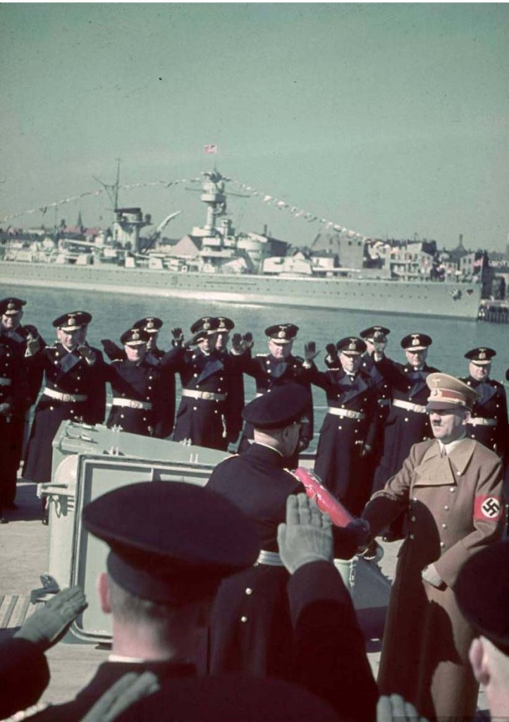 Hitler 1939_4 (4).jpg