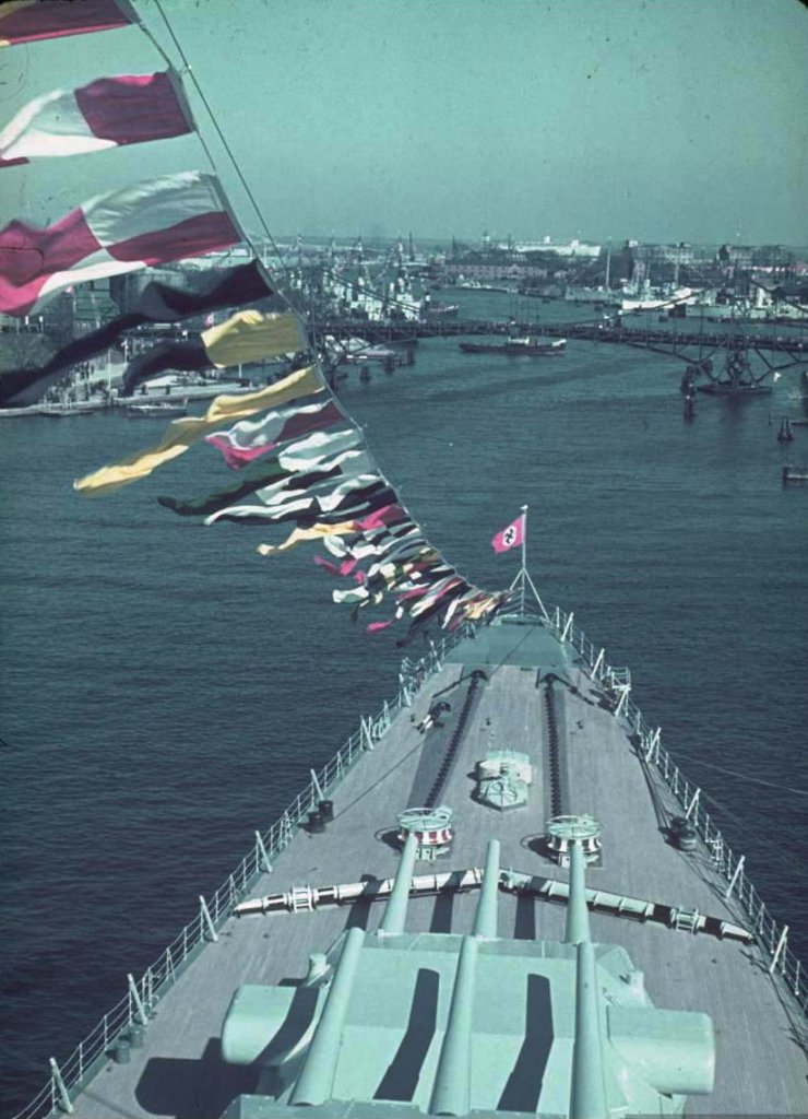 Hitler 1939_4 (7).jpg