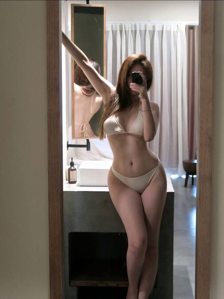 Hôm nay nắng đẹp quá ☺️🍀❄️ (1).jpg