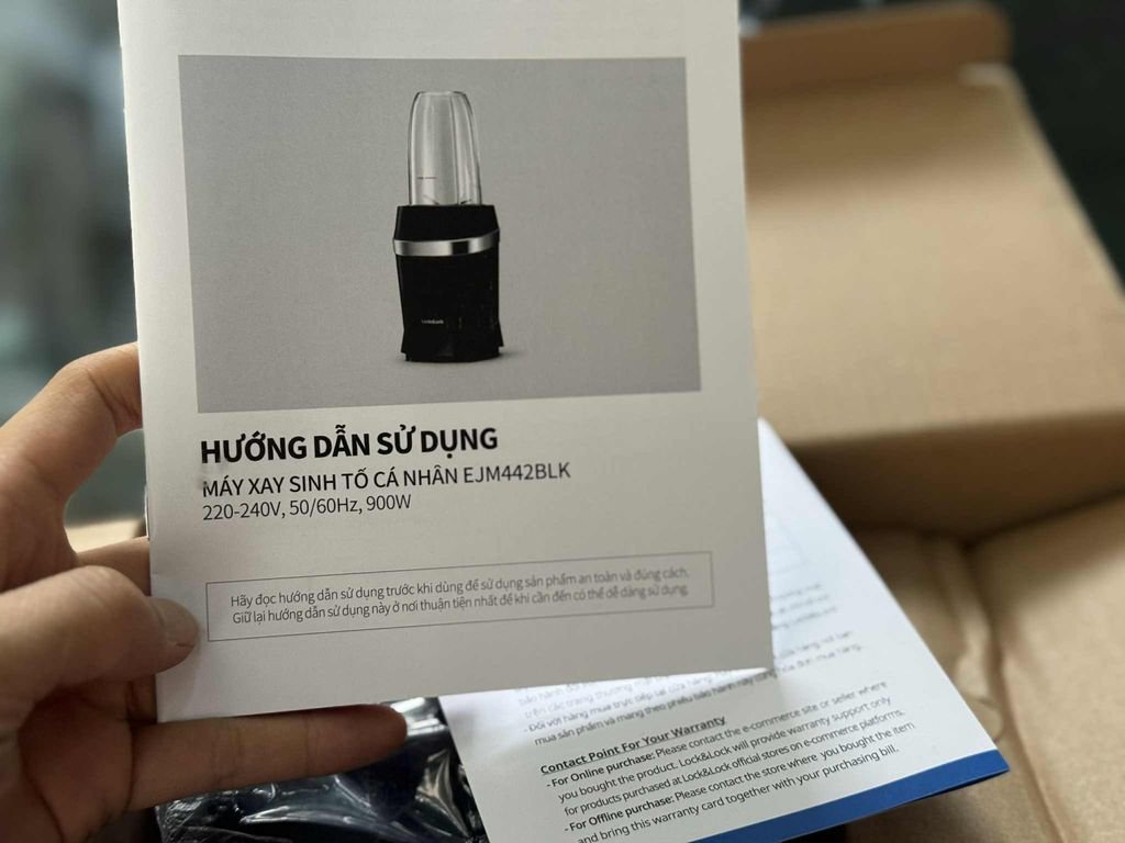 Máy xay sinh tố cá nhân mang đi 700ml 900W Duo Turbo Blender LocknLock EJM442BLK3.jpg