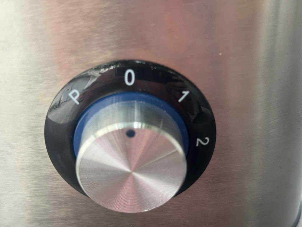 Máy xay sinh tố cối thuỷ tinh 600W LocknLock Power Blender EJM366SLV2.jpeg