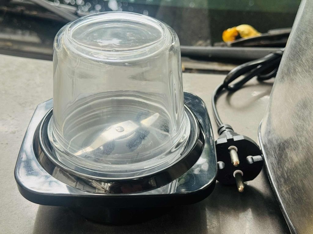 Máy xay sinh tố cối thuỷ tinh 600W LocknLock Power Blender EJM366SLV7.jpeg