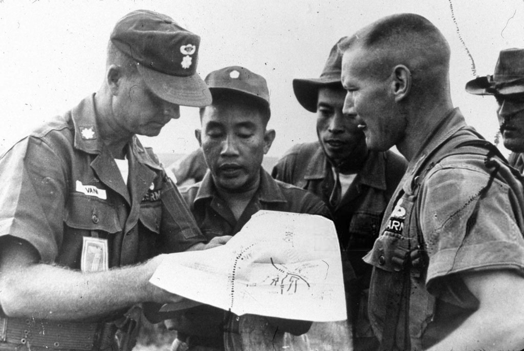 Ấp Băc 1963_1_2 (11).jpg
