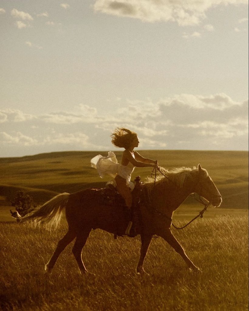 Chasing the sun 🌞🫶✨-01.jpeg