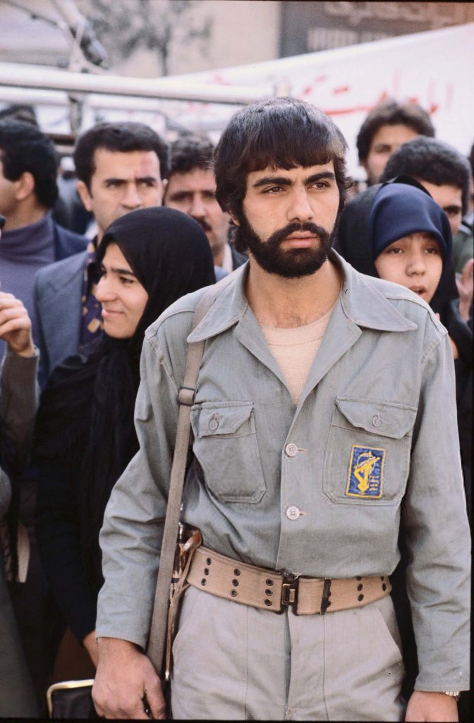 Iran 1979_11_4 (12).jpg