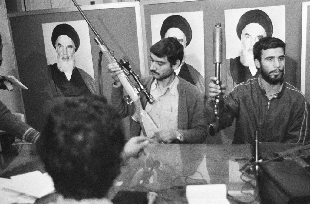 Iran 1979_11_6 (13).jpg