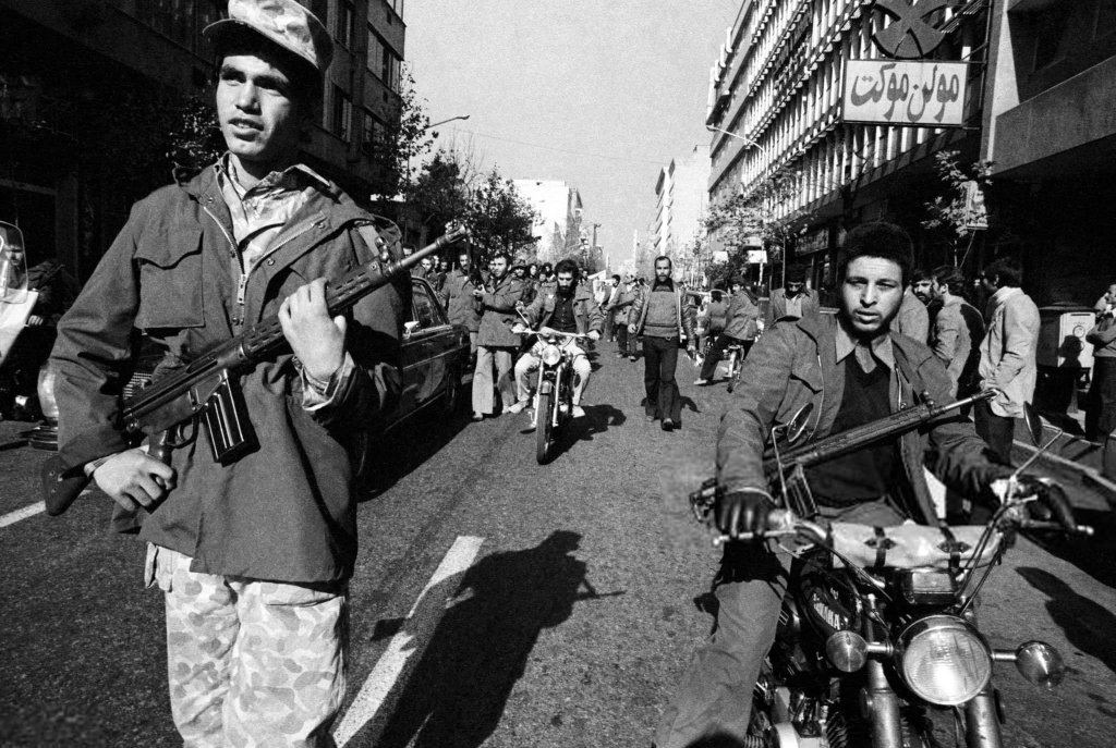 Iran 1979_11_6 (18).jpg