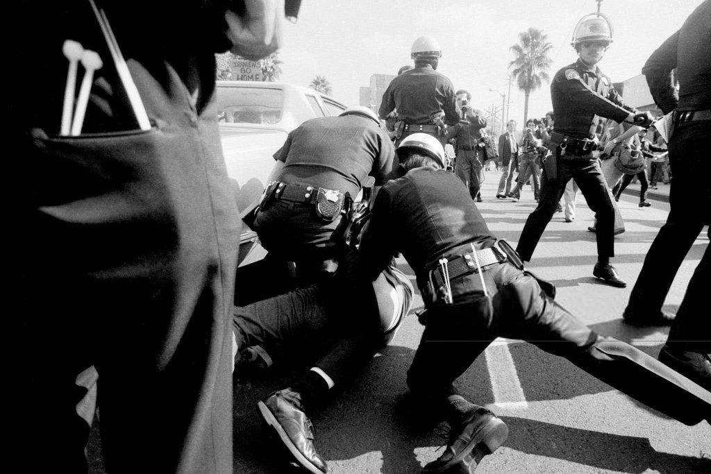 Iran 1979_11_9 (21).jpg