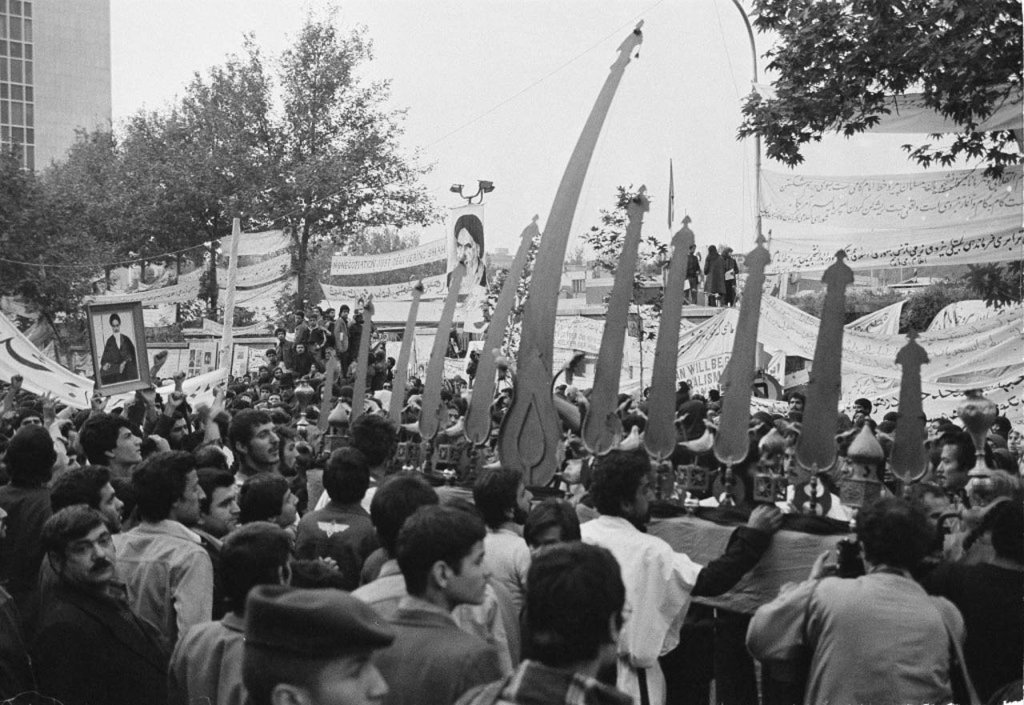 Iran 1979_11_13 (4).jpg