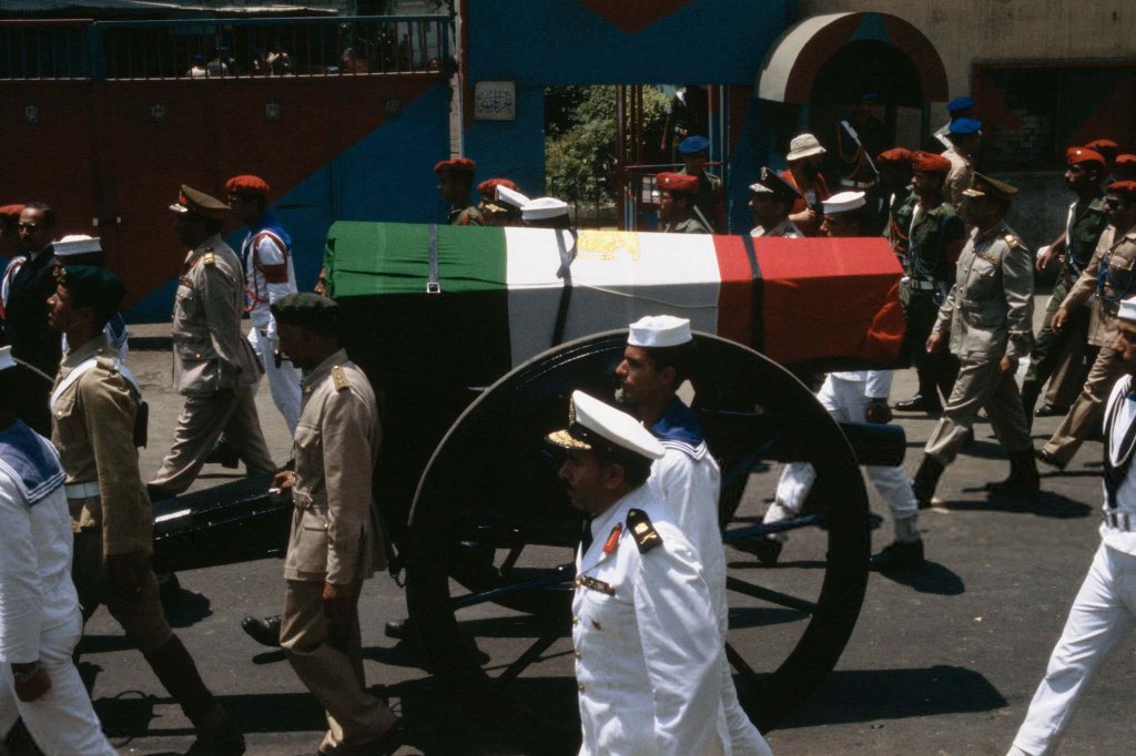 Iran 1980_7_29 (2).jpg