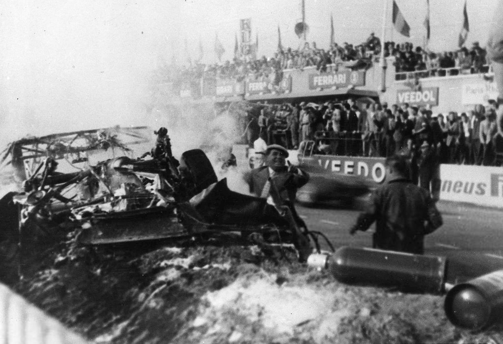 Đua ô tô 1955_6_11 (17).jpg
