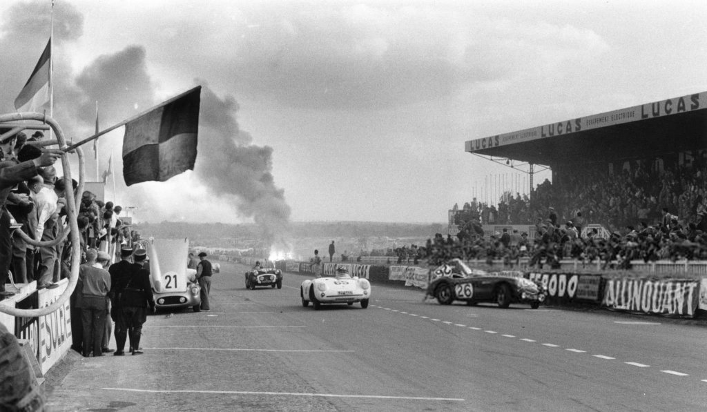 Đua ô tô 1955_6_11 (32).jpg