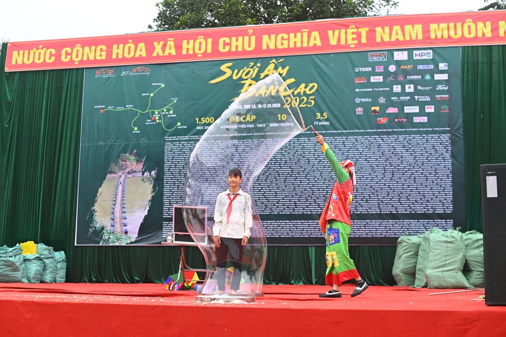 FIN_1501.jpg