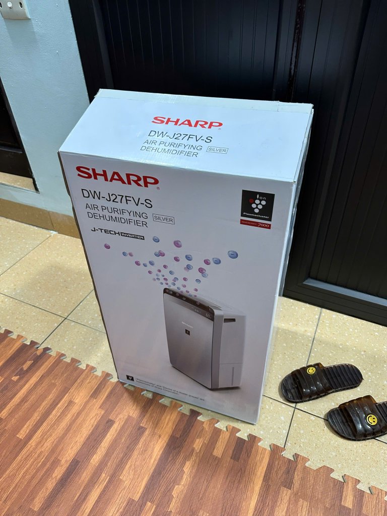 1905888057121025903.jpg