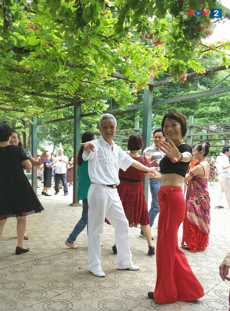 bui-dinh-nhay.jpg