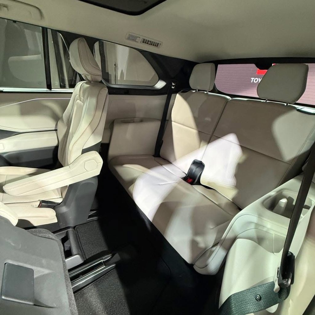 highlander dien 14.jpg