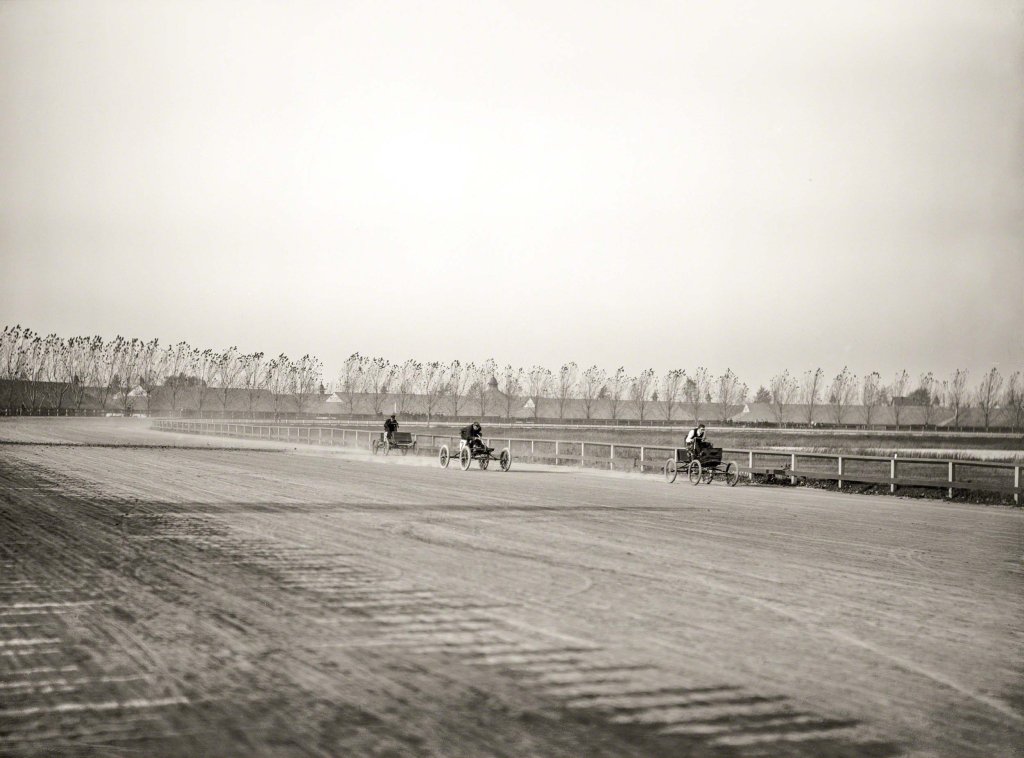 Đua ô tô 1902 (1).jpg