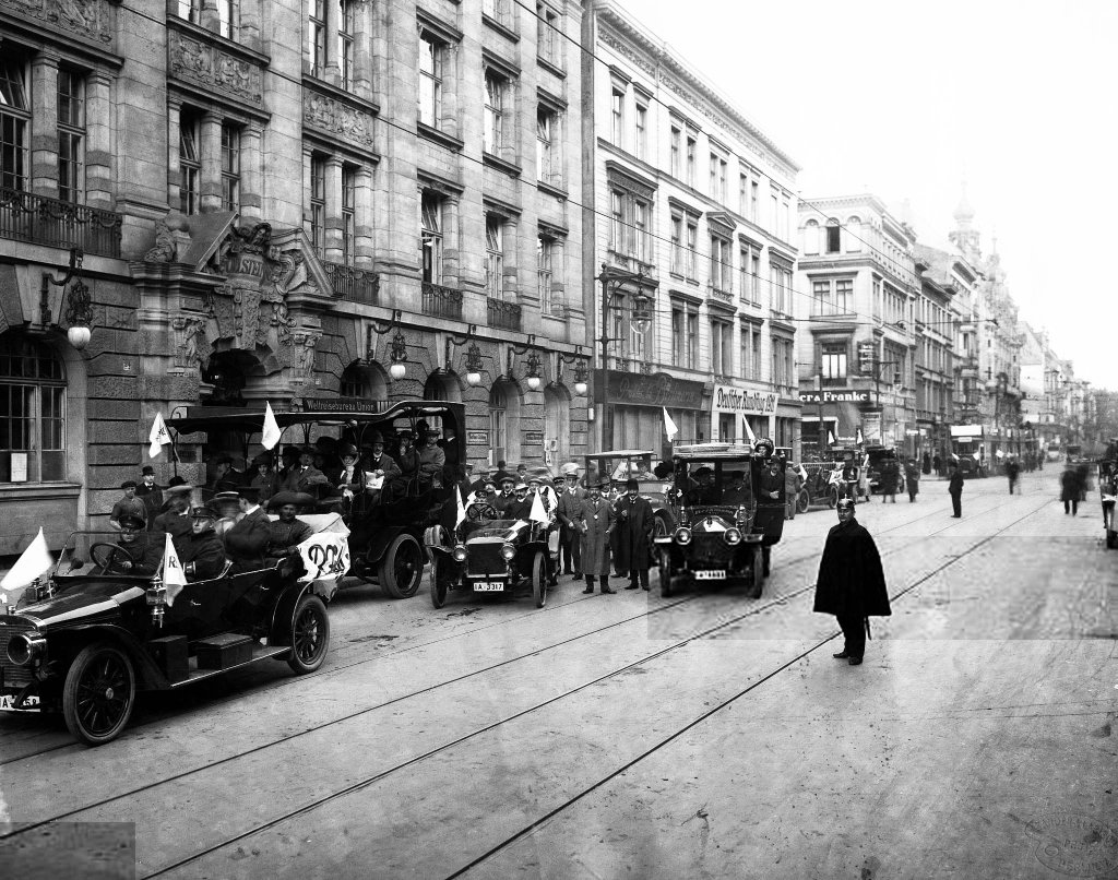 Đua ô tô 1908_2_12 (80).jpg