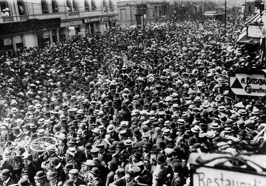 Đua ô tô 1908_2_12 (94).jpg