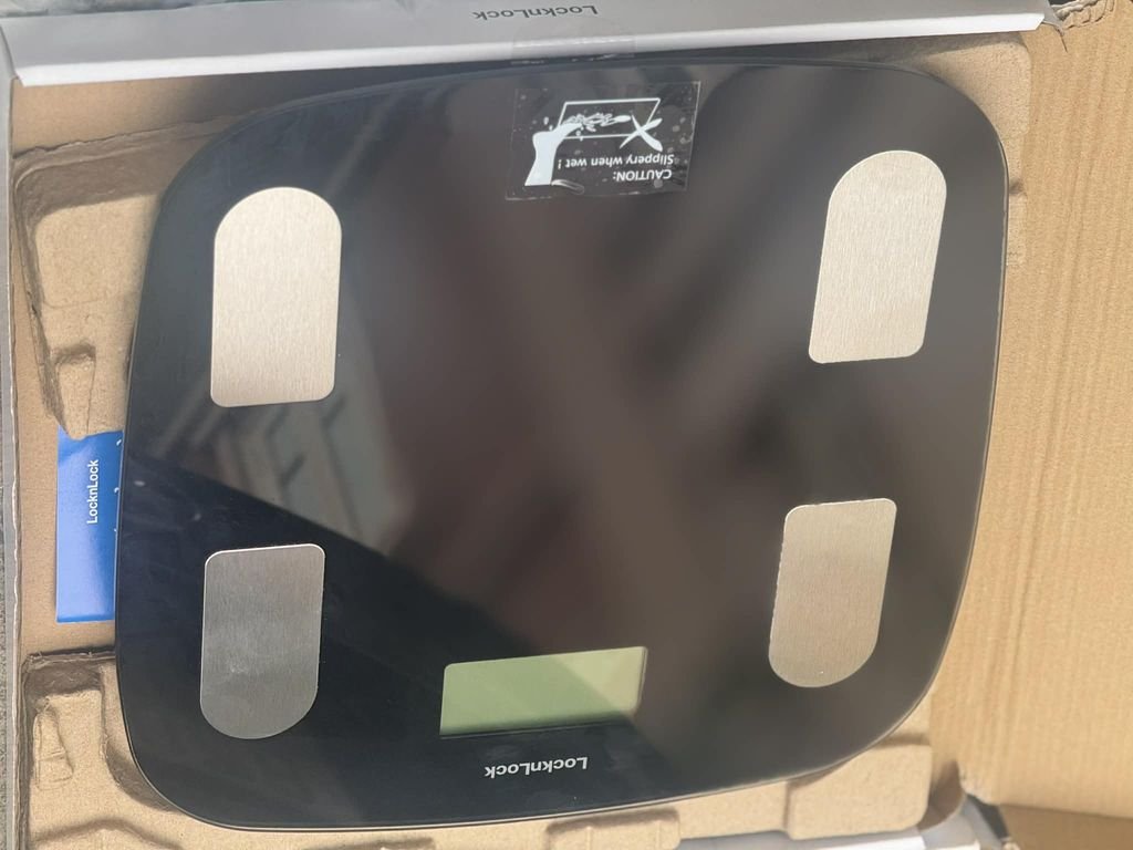 Cân sức khỏe điện tử theo dõi các chỉ số cơ thể LocknLock ENC5413.jpeg