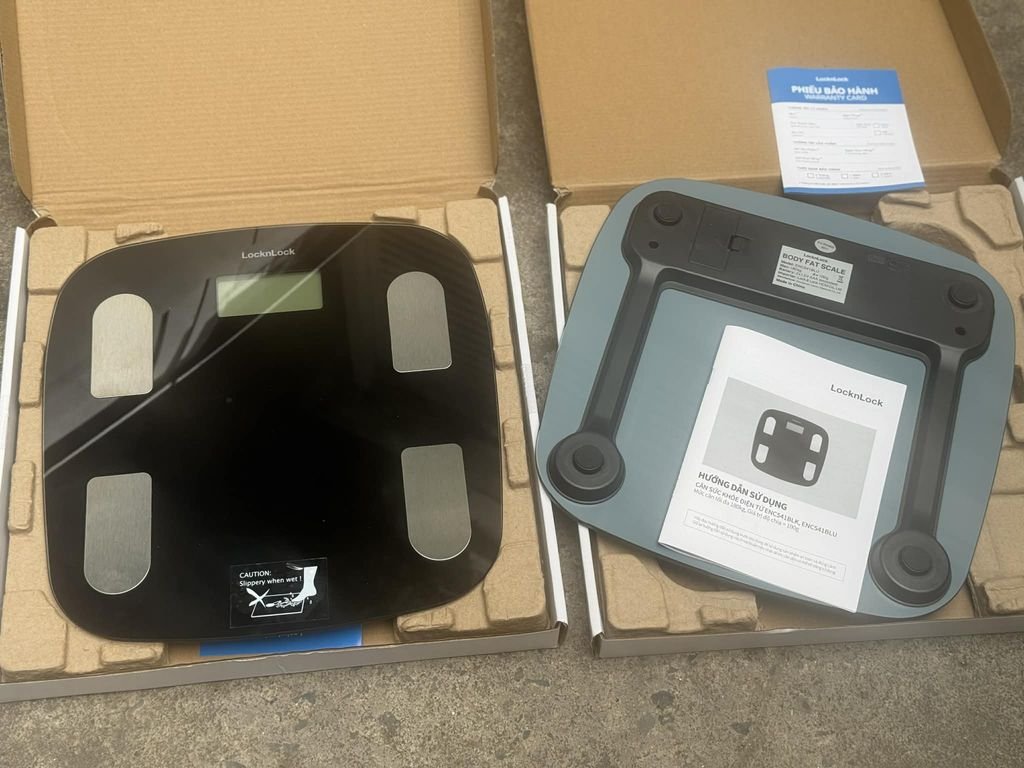 Cân sức khỏe điện tử theo dõi các chỉ số cơ thể LocknLock ENC5416.jpeg