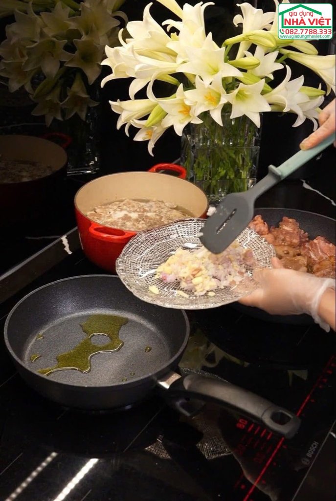 Bộ 2 chảo rán chống dính 24 và 28cm Adamant® Comfort Fissler 159-105-02-101-0 - Made i...jpg