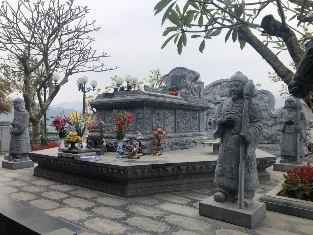ĐỀN ÔNG BẢY BẢO HÀ (19).JPG