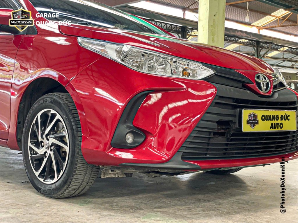TOYOTA VIOS 2022 ĐỎ - TAI NẠN BÊN PHỤ VỠ ĐÈN, RÁCH CẢN, MÓP CAPO, MÓP TAI quangducauto khaiphu...jpg