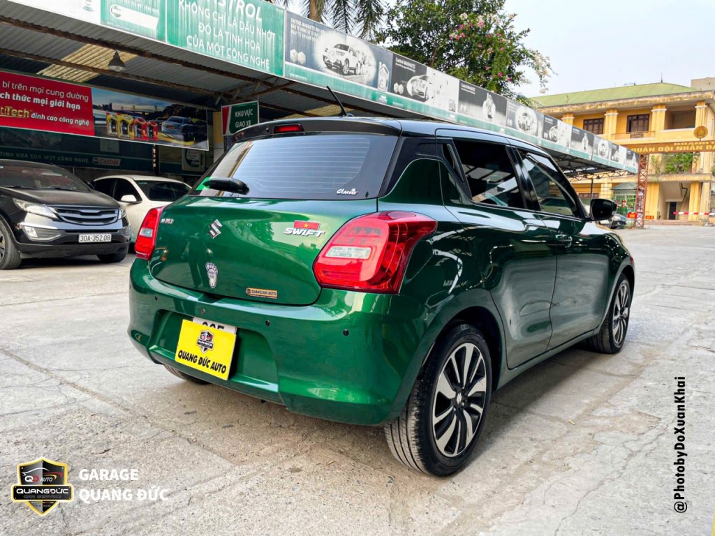 SUZUKI SWIFT -  ĐỔI MÀU TỪ XÁM SANG XANH LÁ TRỪ NÓC KHAIPHUCHOI QUANGDUCAUTO (39).jpg