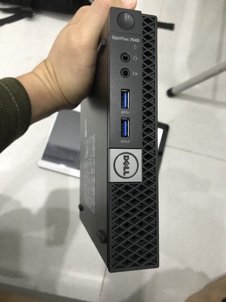 dell.jpg