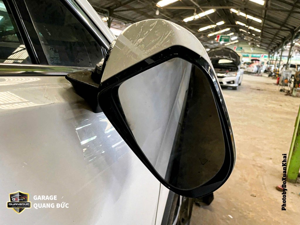 HYUNDAI SANTAFE TRẮNG - RÁCH CẢN VỠ ĐÈN GÃY GƯƠNG CHIẾU HẬU quangduc khaiphuchoi (9).jpg