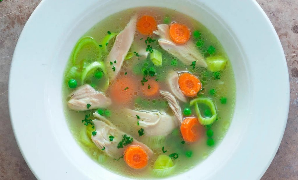 xt-suppenhuhn-wiener-kueche-rezept-genuss-suppe.jpg