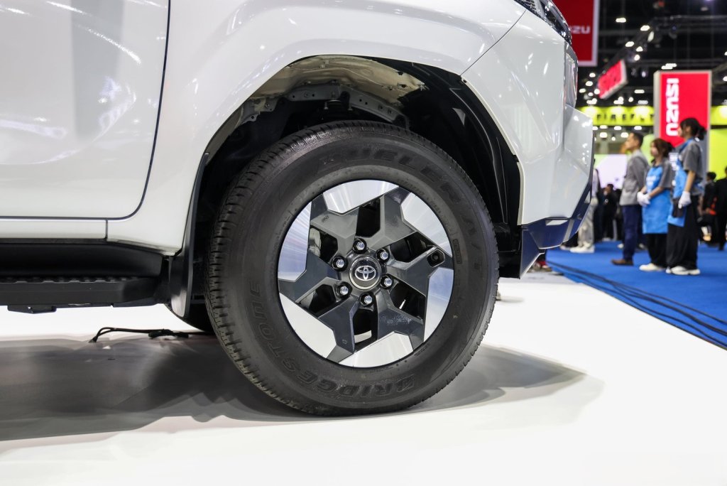 2026-bims-toyota-hilux-travo-e-6.jpg